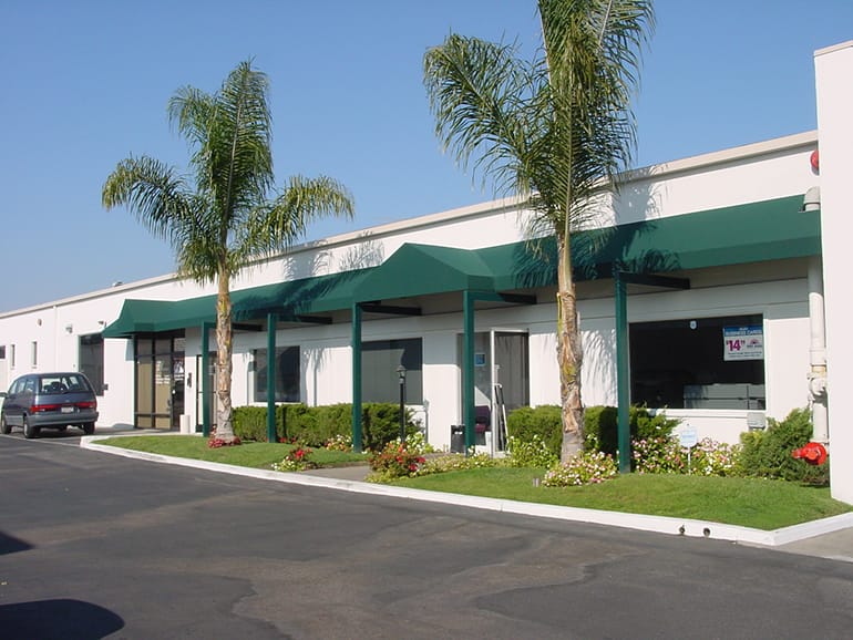 commercial awnings